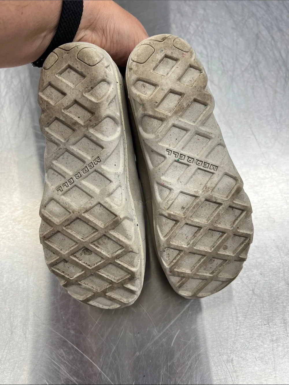 Merrell Slip-On Suede Sneakers in Light Beige with Black Accents Kids 3.5